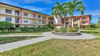 7200 Coventry, NAPLES, FL Presented by Nico's Team.