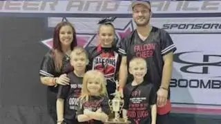 Community comes together to raise funds for mom, 5 kids killed in crash