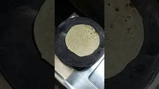 Indian Roti Phulka making | Food N Travel