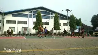 satpam juga ganas dilapangan voli