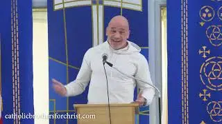 Бас Руттен, бывший чемпион UFC в тяжелом весе, обращается к мужчинам с волнующим посланием веры.