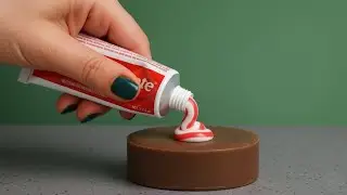 Mix Toothpaste & Soap &ndash; Housewife's Jaw-Dropping Hack!