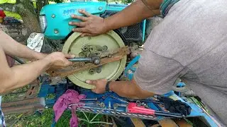 ND85N Diesel Engine Maintenance - Removed the Flywheel to Replaced Oil Seal