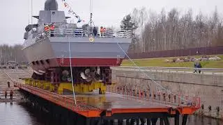 Состоялась торжественная церемония спуска на воду первого серийного МРК проекта 22800 &laquo;Тайфун&raquo;