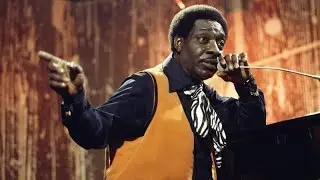 Otis Spann  -  Beat Up Team  / 1961