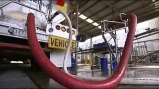 Discount war could hurt dairy farmers