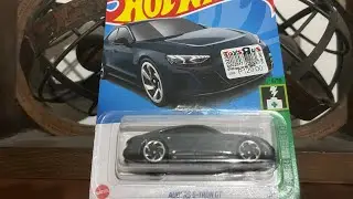 Zero Heroes, Episode III: Unboxing an Audi RS e-Tron GT