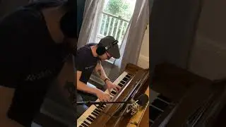 Piano jam on an ol&rsquo; upright