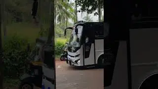 sakatthagavlee ..🥵🔥.. Legend Holidays ..(black man) vocal out 😌..use headphone🎧💥..#keralatouristbus
