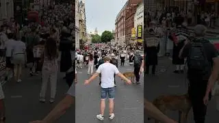 Praying in the middle of an anti-Israel protest in Central London at Downing Street 🇬🇧