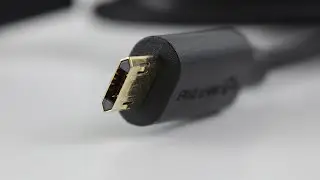 The Reversible Micro USB Cable