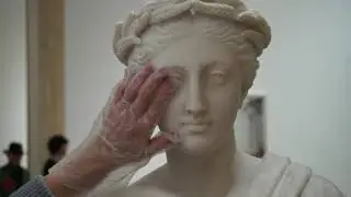 «Si prega di toccare»: così le opere d’arte sono “visibili” ai non vedenti