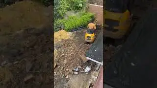 Making driveway || United Kingdom #londonhouse #unitedkingdom #jcb #driveways #builder