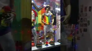 WEHO PRIDE Vlog: Make a Splash with Virtual Try-On
