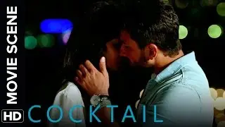 Saif kisses drunk Diana | Cocktail | Movie Scene