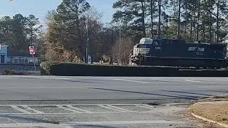 NS 4356 with a K5LLA leads a southbound manifest towards Unadilla, Georgia.