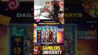 hyus hitting his daily 10000x on zeus vs hades  #gambling #maxwin #gamer #famousshorts #shorts #fyp