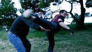 Street Brawler vs Capoeria Fighter Fight Scene