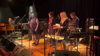 Alexis P Suter, Larry Campbell, Cindy Cashdollar, Brian Mitchell, Karl Allweier, Caroline Ryan 11.8