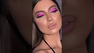 It&rsquo;s the pink eyeshadow 😍 #pinkmakeuptutorial #pink #beautyinspiration