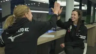 Nyelvtanóra: Szöllősi-Schatzl Nadine és Linn Blohm