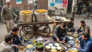 ₹66 Desi Punjabi Breakfast in Lahore? 😱 Saag, Aloo Paratha & Siri Paye | Walking Street Food Tour