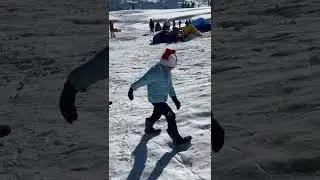 Having fun in the snow #gulmarg #kashmir