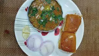 Street style Pav Bhaji 😋#PavBhaji #MumbaiPavBhaji #StreetFoodIndia #HomemadePavBhaji