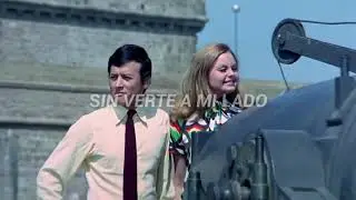 ROCIO DURCAL - AMOR EN EL AIRE (lyrics)