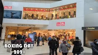 Boxing Day Walk At Eaton Centre Toronto