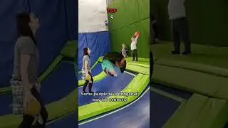 💥 TOP 5 FAILS &Eacute;PIQUES 😱 | Chutes dr&ocirc;les et b&ecirc;tisier #shorts