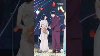 #zhaoliying #lingengxin  in a award show #beautyqueen #cdrama #clipmovie #cute #cutebaby