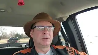 WISCONSIN GREG GOES TO THE BADGER KNIFE SHOW IN JANESVILLE WISCONSIN