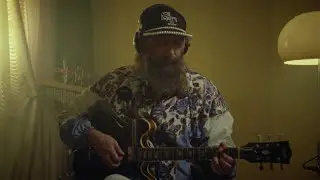 S&eacute;bastien Tellier - Fingers of Steel [Simple Mind Version] (Official Video)