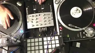 Scratching on the Numark DXM01 & TTX1 Demo For local sale