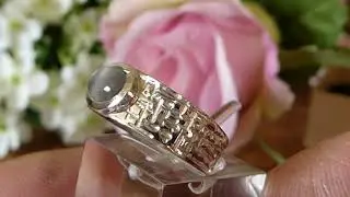 Waffle Texture Silver Ring with Grey Cabochon Moonstone