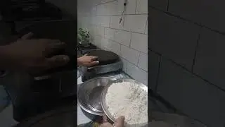 Khatti Meethi Recipes and Kitchen is live  👌👌आटा का बिस्किट तवा पर बनाये। 