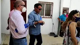 Llegada de Enrique Ponce a la Plaza de Toros de Navas de San Juan