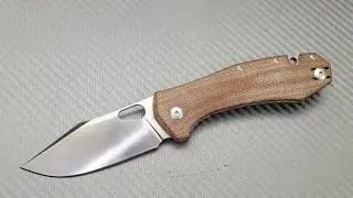 GIANT MOUSE ACE GRAND FIRST IMPRESSIONS