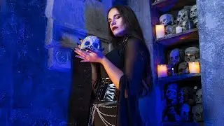 Cloud&iuml;a - Morticia Frump (Official Video)