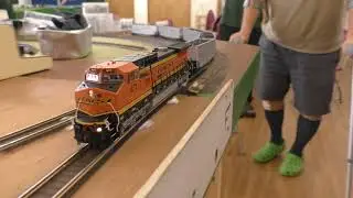Dash 8-40CW American Diesel