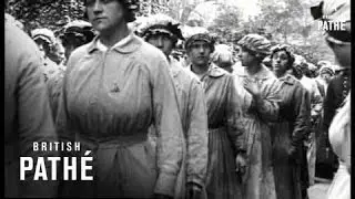 Funeral Of Munitions Worker (1917)