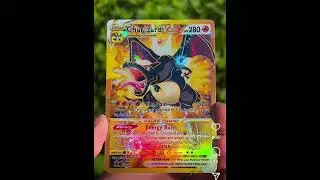 CE FAUX DRACAUFEU EST UNE &OElig;UVRE D&rsquo;ART ! #pokemon #cartespokemon #charizard #shiny #dracaufeu #gold