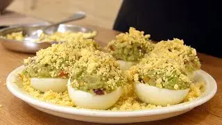 Huevos rellenos de aguacate | receta de huevo ✅