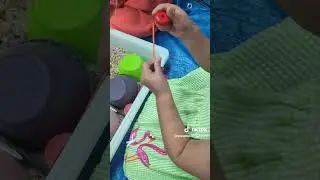 Threading the Needle Sensory Bin #FineMotor #SensoryPlay #STEAMforKids #ToddlerActivities