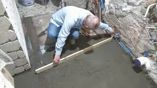How to DIY Floor screed