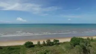 25 Esplanade, Balgal Beach - Flyover 2