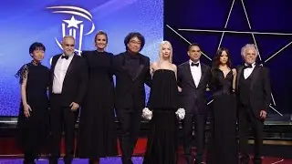 Anya Taylor Joy, Jenna Ortega & the full Jury enter the stage - Marrakech Film Festival