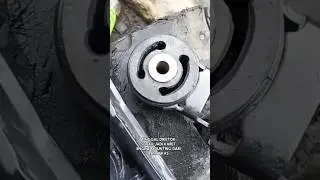 Fungsi lubang karet engine mounting untuk meredam getaran. #youtubeshorts #enginemounting