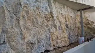 Habillage mur beton avec parement Faux rochers d&eacute;coratifs